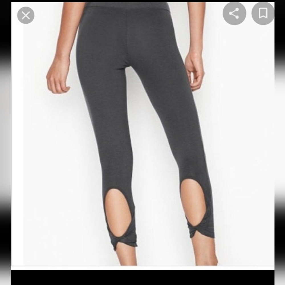 Victoria's Secret Keyhole Cotton Capri Sz-S